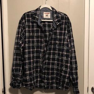Wrangler button down shirt